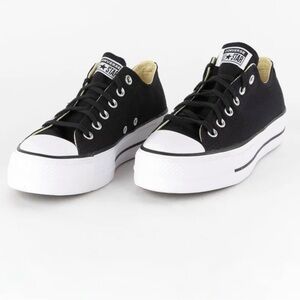 Converse platform sneakers- black, low top size 3M/5W